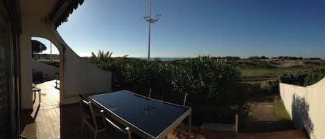 terrasse et jardin