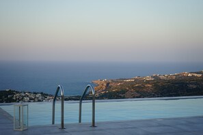 EvaVillas Gerani Rethymno  
Outdoor