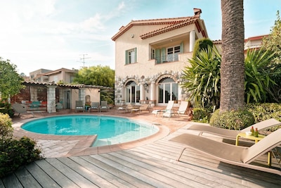 Luxusvilla mit Blick auf die Bucht von Villefranche & Cap Ferrat