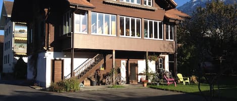 Chalet Waldegg, the apartment is on the middle floor