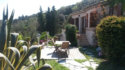 Villa de una planta en la localidad de Ramatuelle 4 a 6 personas, con jardín