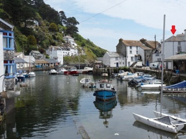 Waterside Cottage when looking from the Harbour