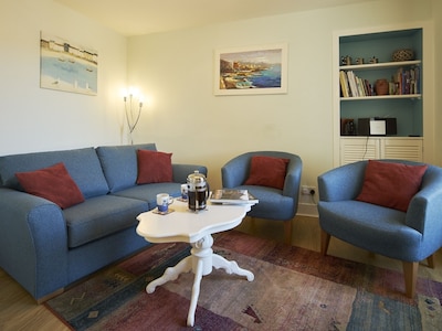 APARTMENT WITH STUNNING SEA VIEWS IN PITTENWEEM NEAR ST ANDREWS