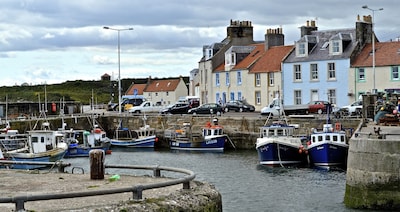 APARTMENT WITH STUNNING SEA VIEWS IN PITTENWEEM NEAR ST ANDREWS