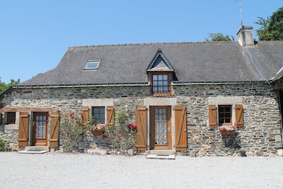 *** Starred Gite With Solar Heated Pool In A Rural Setting