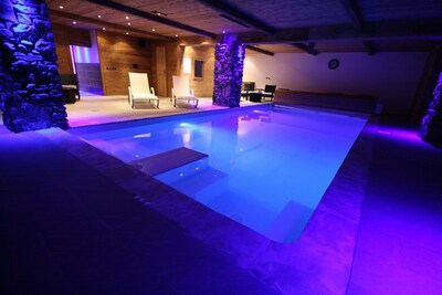 4/5 Chalet Apt - Swimming Pool, Hot Tub, Sauna, Games Room-Catering Avail