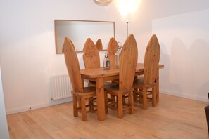 Hand Carved Italian Dining Table & Chairs