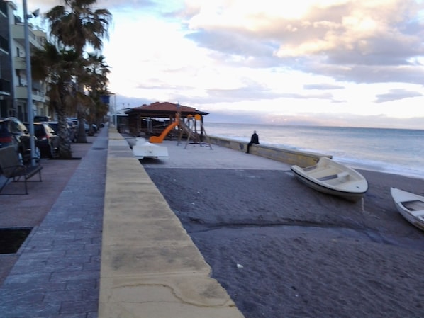 Strand
