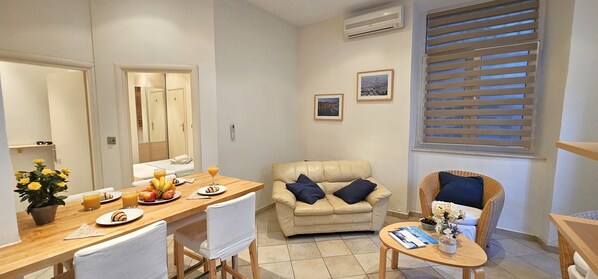 Living / dining area