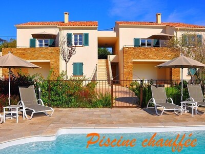 Mini villa, heart of Saint Florent, heated pool, 7 people, garden, terrace, wifi, air conditioning