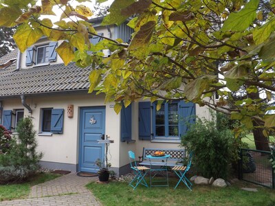 Haus am Haff mit 760m² Garten zur Alleinnutzung, Sauna, Kaminofen, WLAN, Grill