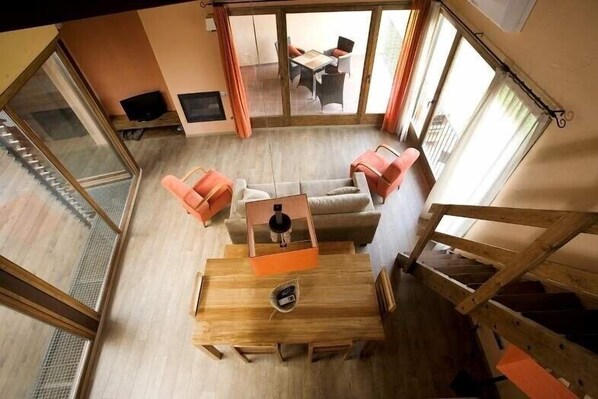 Super modern holiday apartm. in small village