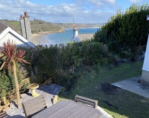 Patio with sea view (for sole use of Castle View)