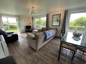 Spacious lounge and dining area