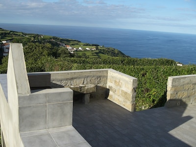 Enjoy a Spectacular view and your own jakuzzi 
