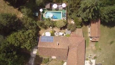 Preciosa casa rural francesa,. Exclusiva piscina climatizada de 10 x 5 m. alojamiento de personajes, 