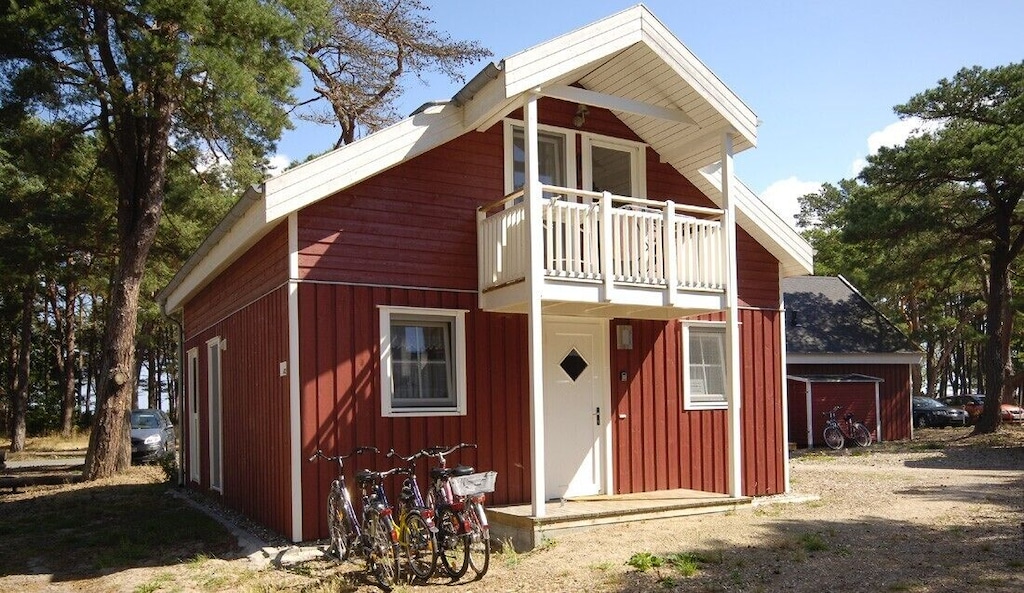 Ferienhaus mit Meerblick in Baabe; familienfreundlich, Hunde willkommen