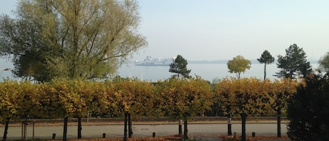 Auch der Herbst hat seine Reize an der See - das Fernglas liegt für Sie bereit!