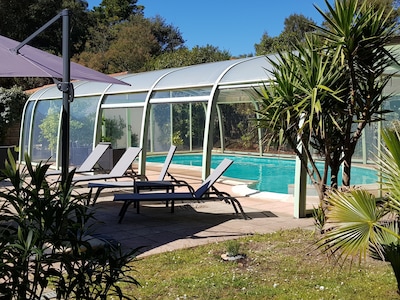 Villa avec piscine (avril-octobre),350m à pied des superbes plages!