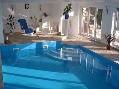Comfortable apartment with swimming pool and sauna in a quiet location