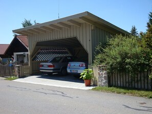 Carport