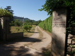 Jardines del alojamiento