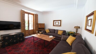 DIWAN Suite apart. 4BDR / 5BTH - Atocha / City Center