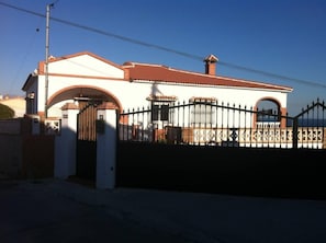 Façade