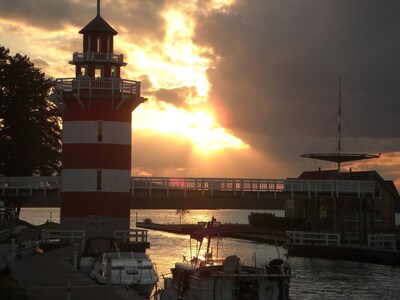 Ferienhaus für 4 -6 direkt am Wasser mit Bootssteg / Mecklenburgische Seenplatte