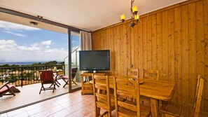 Dining area in the apartment Karolina Alcudia