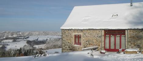 La maison et une partie du jardin