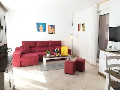 Apartment, solar heated pool, ideal for families!