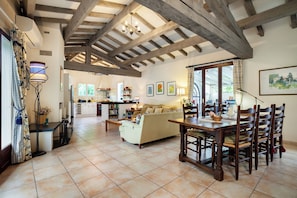Dining table for 10