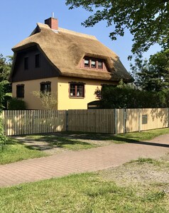 Mar Báltico, gran casa de campo con techo de paja, 7 pers., Zona tranquila, ideal para familias