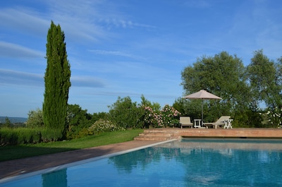 Casa Francesca, apartment Lavender, unique panoramic view, fantastic pool,