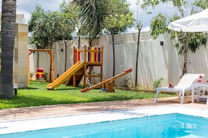 A playground is also available for our little guests to enjoy!