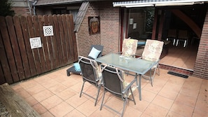 屋外ダイニングエリア
