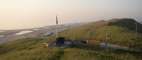 Blick von den Dünen auf den Strand