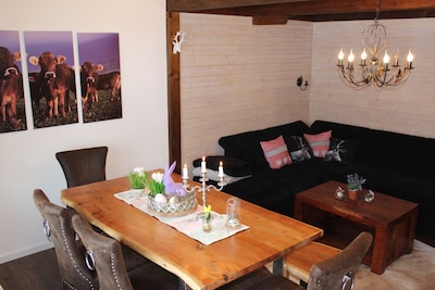 Sonnige komfort Ferienwohnung im Landhausstil neu renoviert mit Infrarotsauna