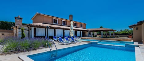 Villa Vela Vrata