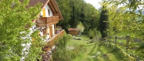 Das besondere Ferienhaus im Grünen - komfortabel, stilvoll und geräumig