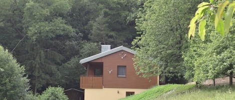 Das Haus auf der Waldlichtung