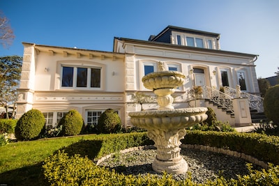 Exklusive Gründerzeit Villa mit Sonnenterrasse