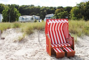 eigener kostenfreier Strandkorb am Strand