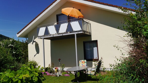 Balkon mit Bergblick 