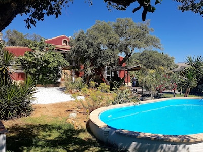 Idyllic gr. Country house with pool in pure nature. 10 min. from all beaches, wifi