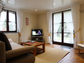 Living room leading to the terrace