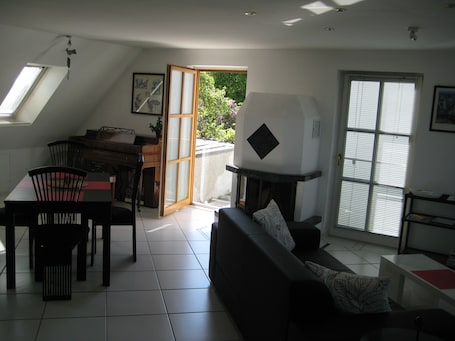 Living Room - Kitchen