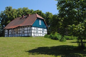 Haus vom Garten aus