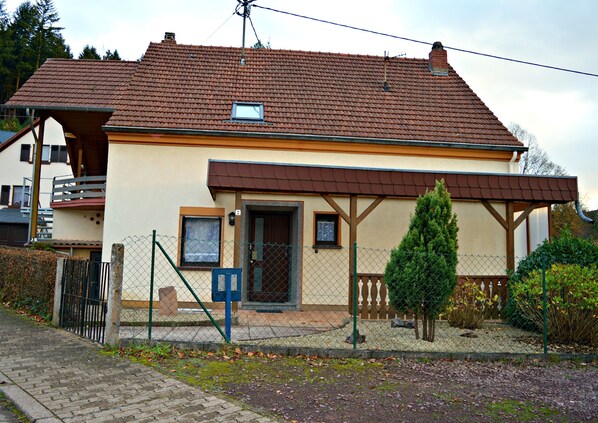 entrance cottage apartement Vogelsfelsen